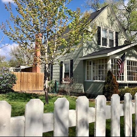The Historic Blue Bird Cottage 콜로라도스프링스 외부 사진