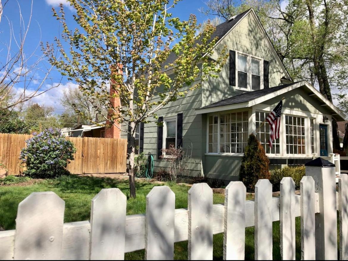 The Historic Blue Bird Cottage 콜로라도스프링스 외부 사진